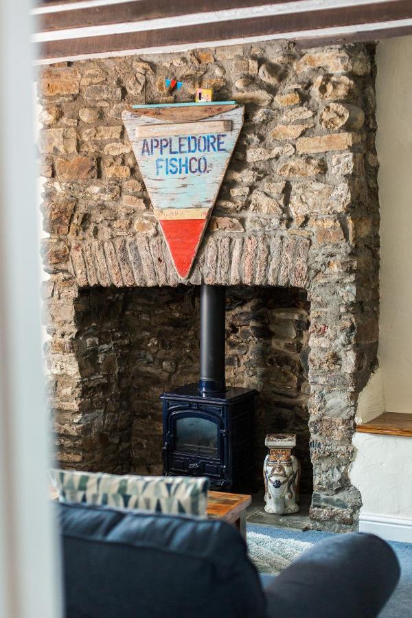 Catboat Cottage Appledore Bagian luar foto