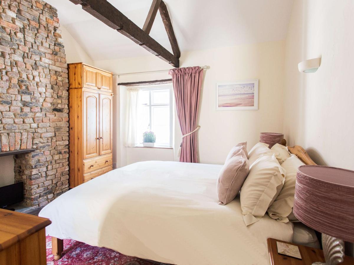 Catboat Cottage Appledore Bagian luar foto